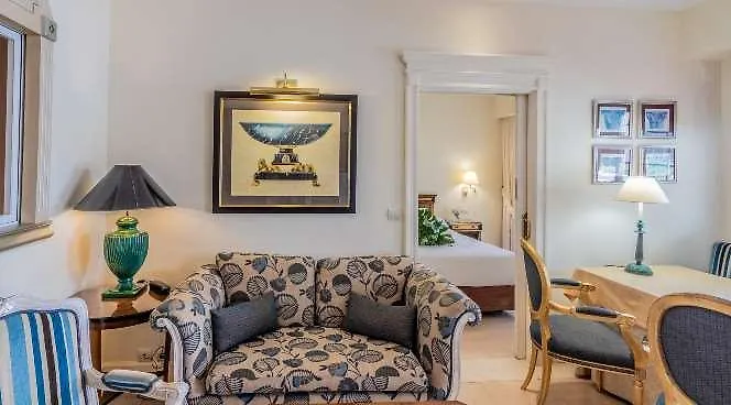 Guadalpin Suites
